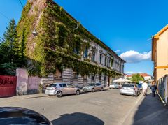 Apartament cu 2 camere la parter in Piata Catedralei Comision 0
