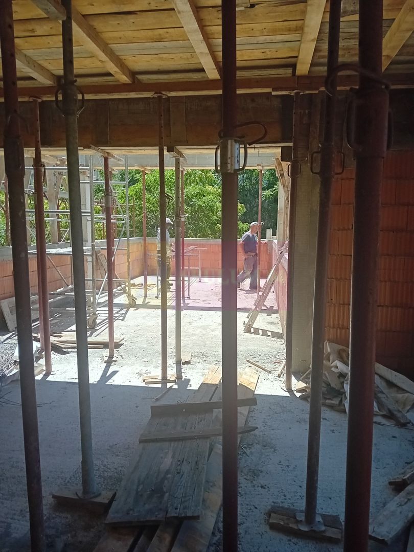 CLĂDIRE INDIVIDUALĂ NOUĂ | 260 MP | 10 LOCURI PARCARE | Metrou Dristor