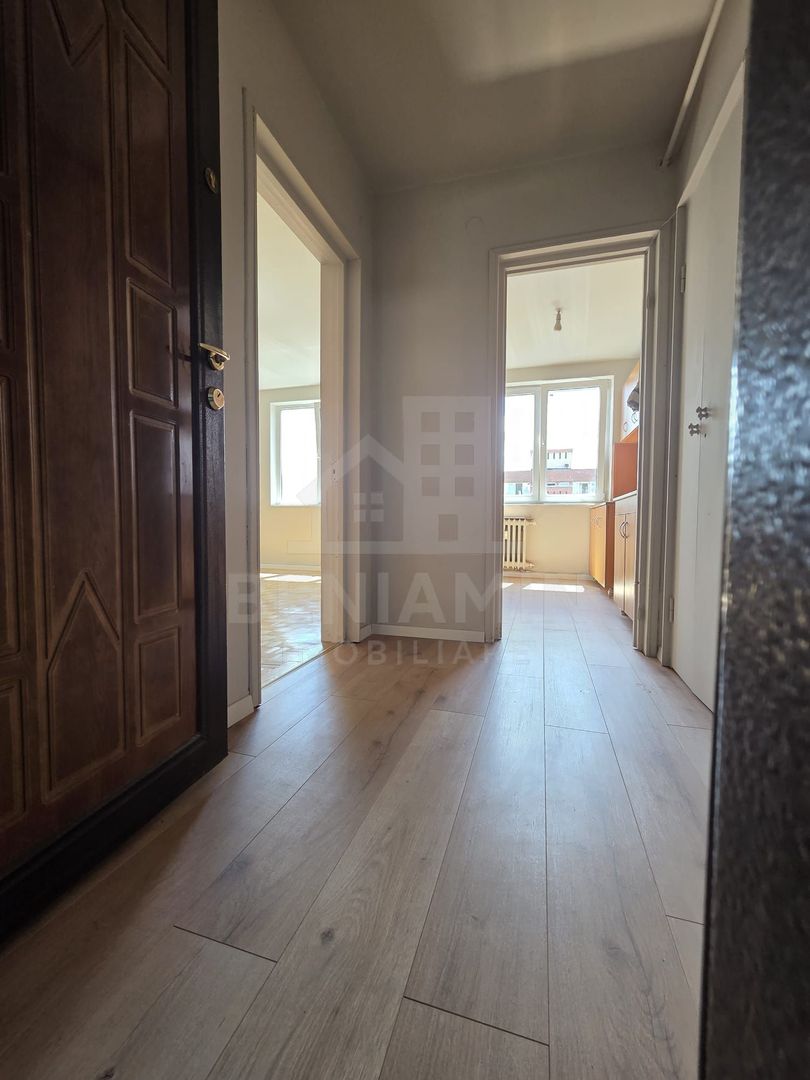 2 Camere-52mp-Balcon-Lift Nou-Anvelopat-Zona-Garii-Renovat - imaginea 5