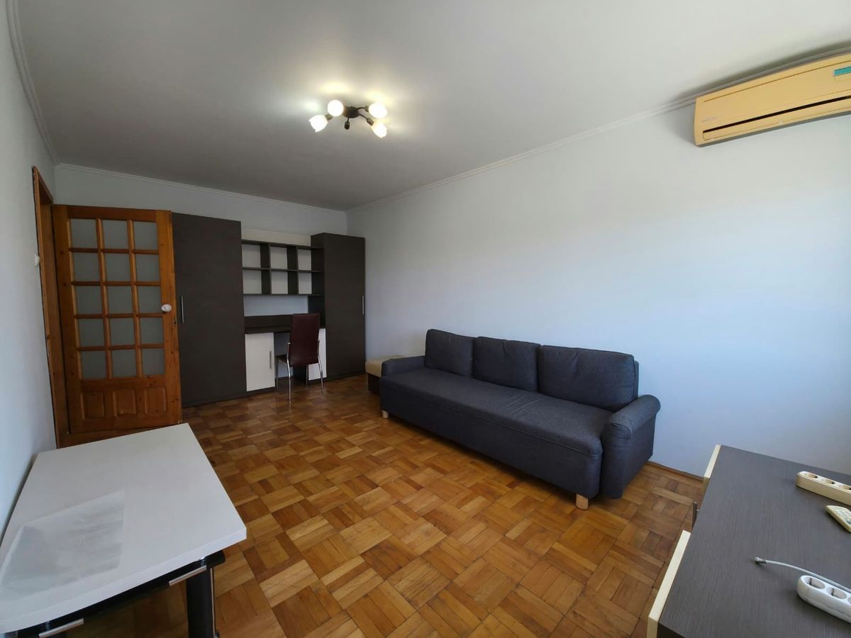 Apartament 2 camere Uverturii