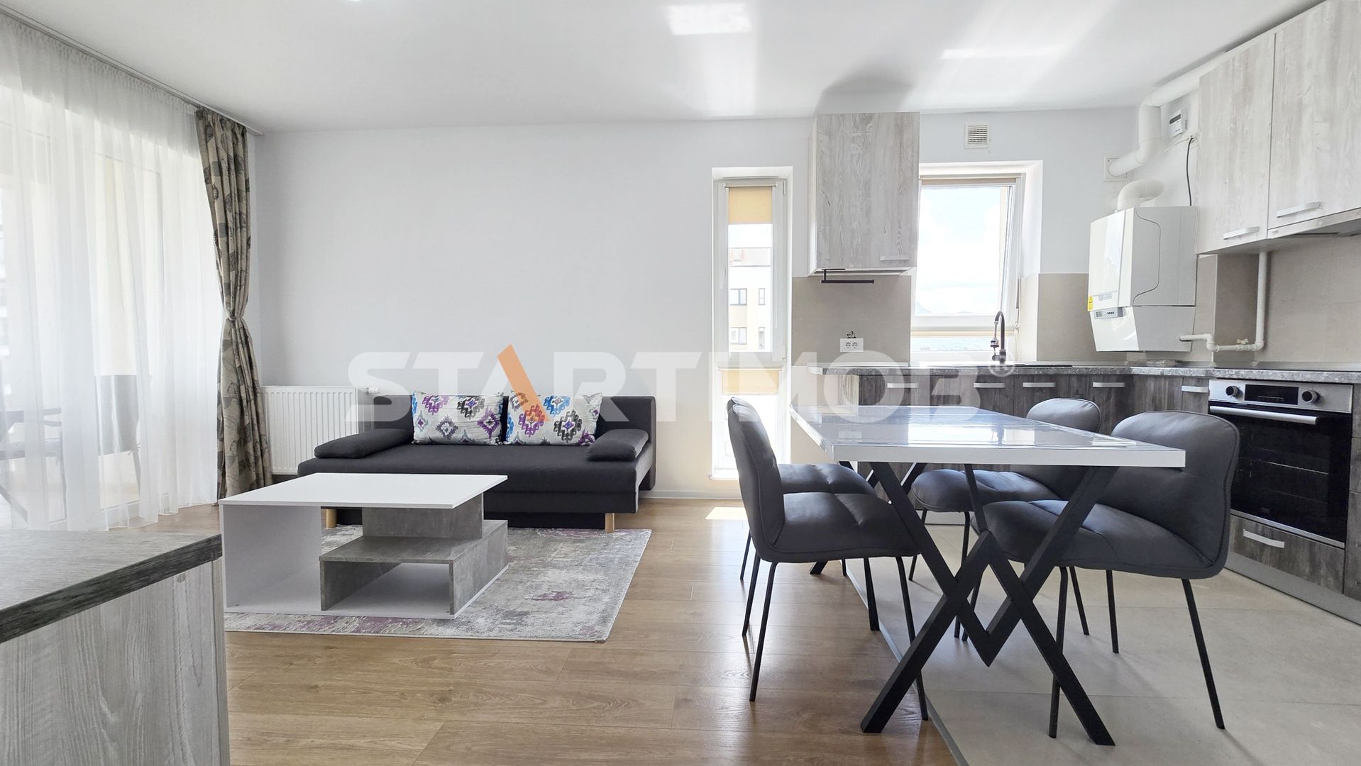 Apartament mobilat Coresi cu parcare si boxa