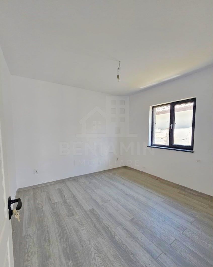 Casa Isalnita-La Cheie-2026-80mp Utili-322mp Teren-Toate Utilitatile - imaginea 4