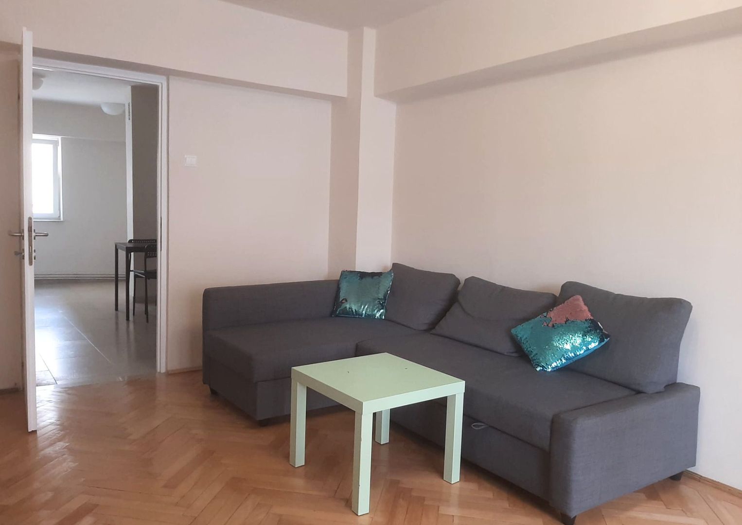 Vanzare 3 camere complet renovat zona pietonala Racadau - imaginea 8