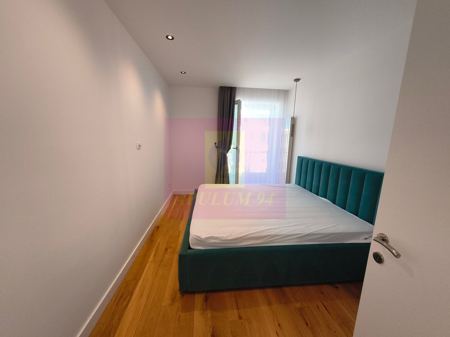 Apartament 3 Camere Lebăda Lake Residence - imaginea 5