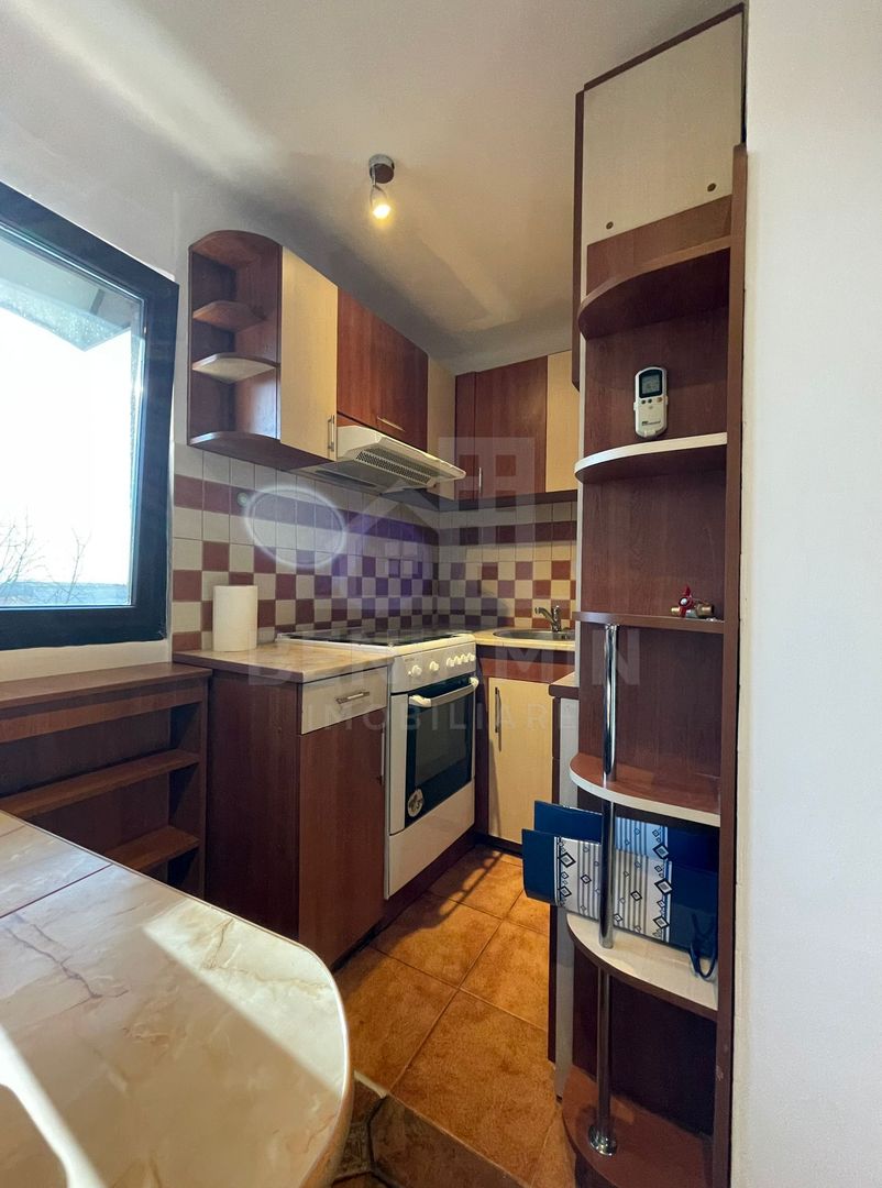 Garsoniera moderna decomandata mobilată utilată zona Dacia - imaginea 2