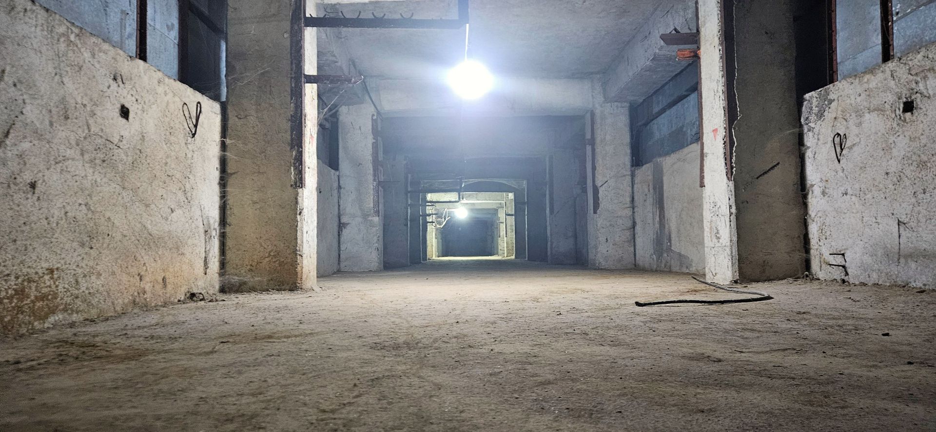 Drumul intre Tarlale spatiu 700 mp