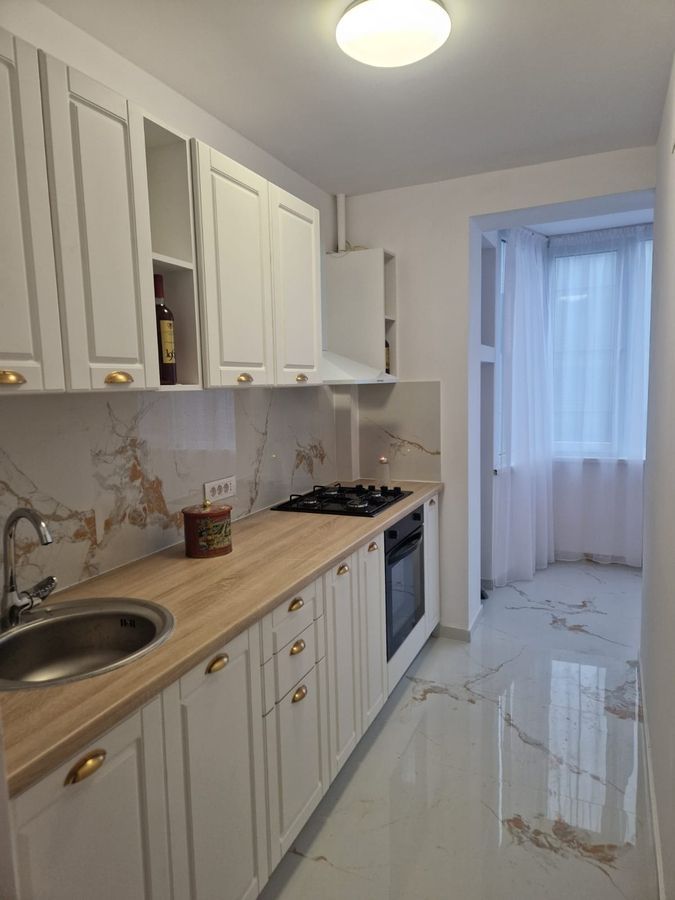 Apartament de vânzare – 2 camere | Centrul Istoric – Universitate