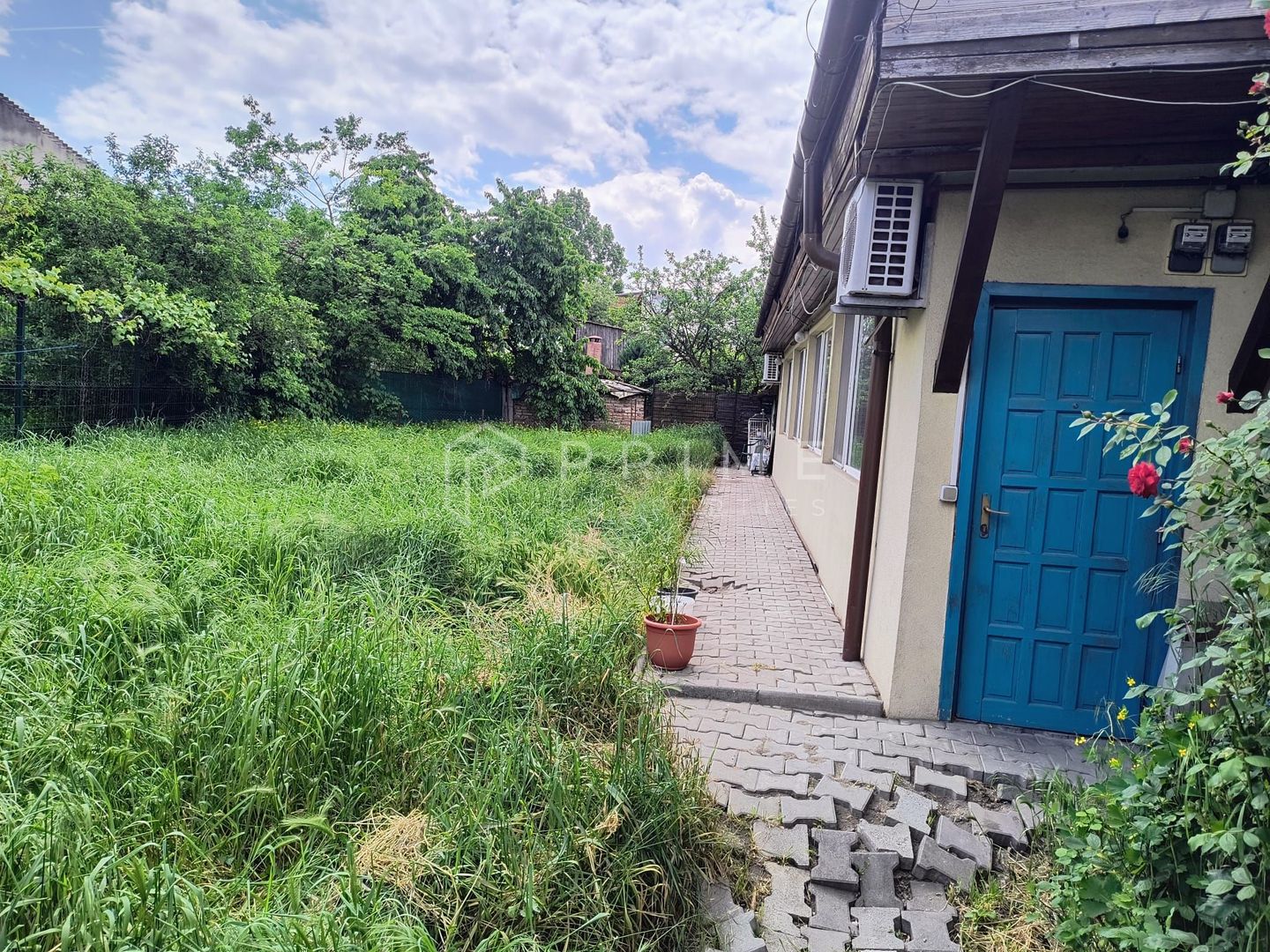 Casă de Vânzare în zonă centrală | 544 mp teren, zonă liniștită - imaginea 4