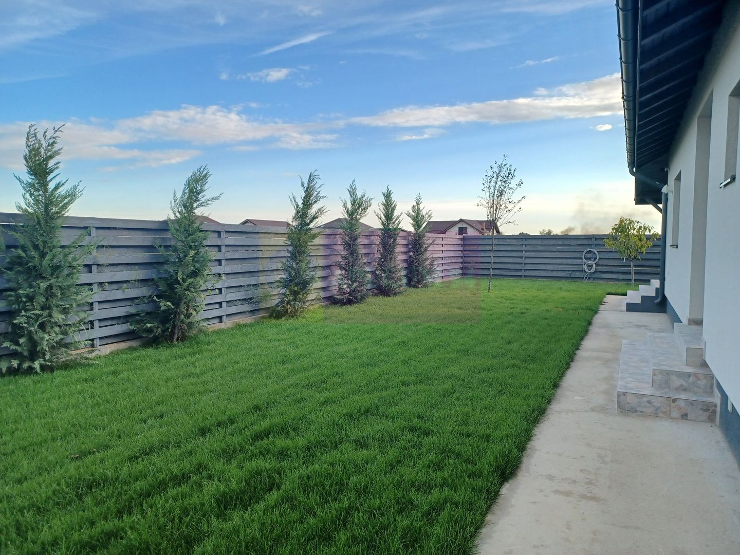 Casă nouă parter 162 mp, curte 504 mp, Săbăreni