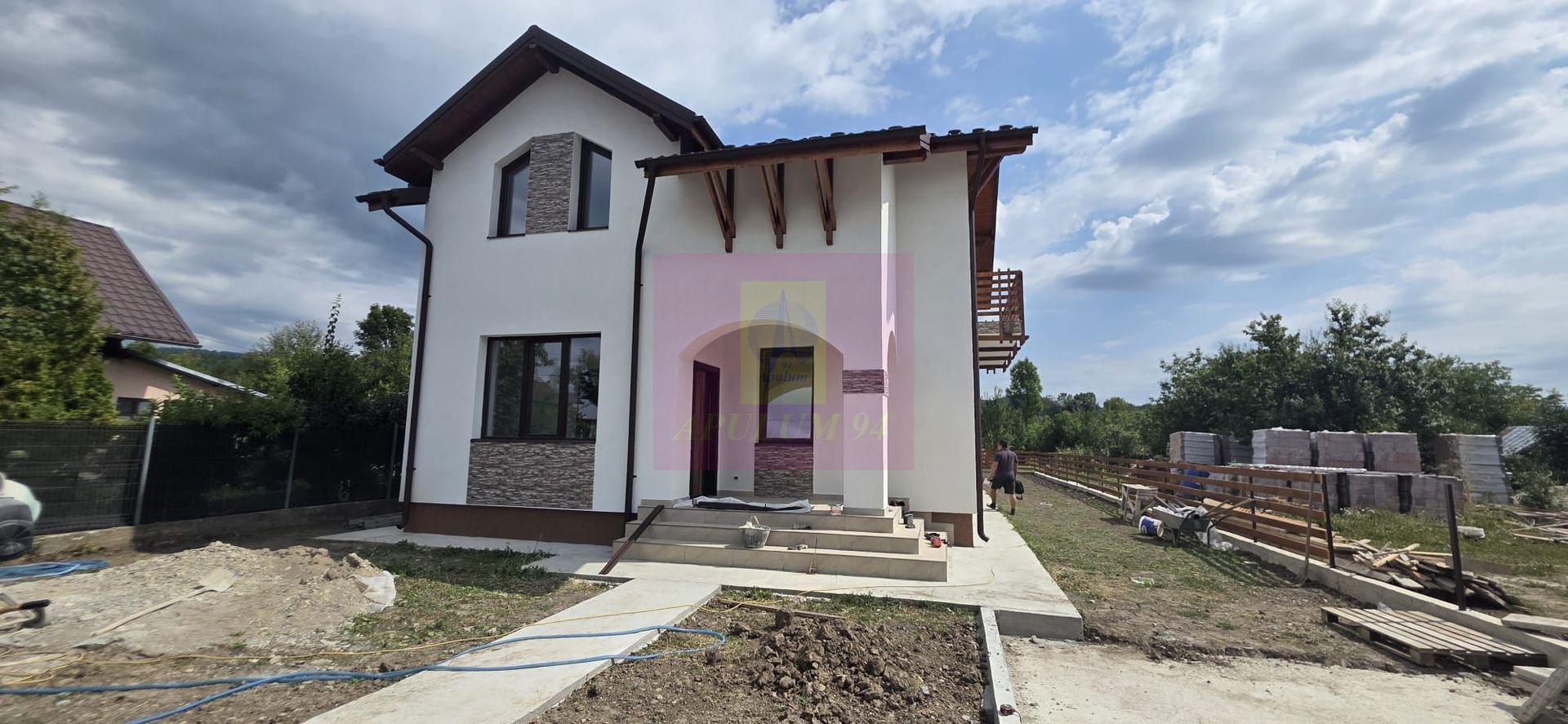 Vila cu 4 camere de vanzare  in Brebu - imaginea 2