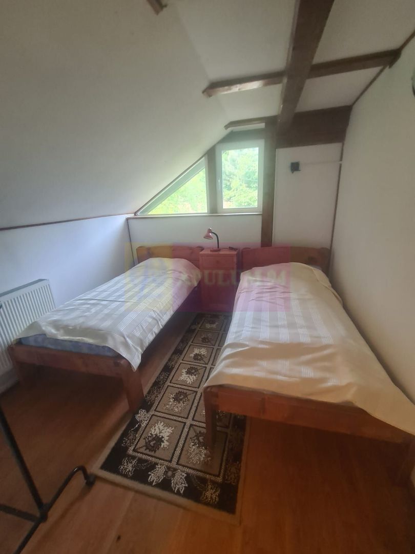 Vila de vanzare cu 5 camere in Busteni