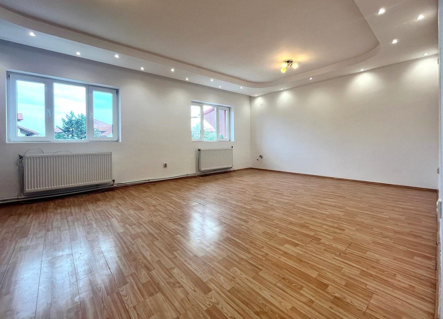 Inchiriere casa activitati office sau spatiu locativ Baneasa - imaginea 2