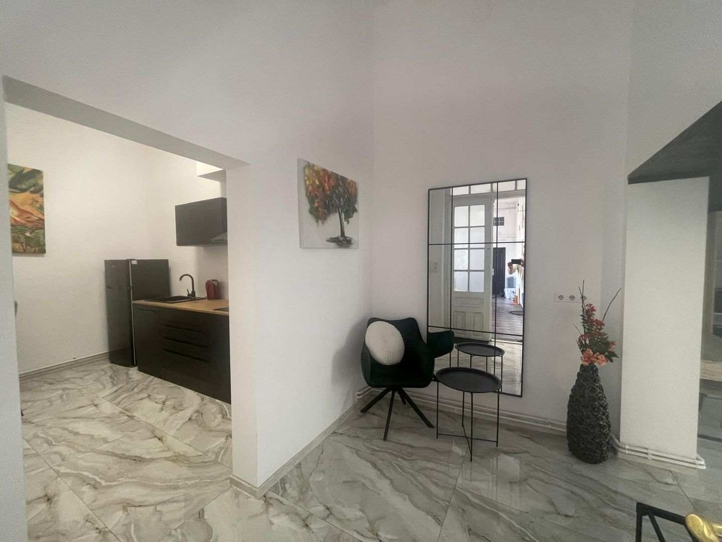 APARTAMENT PREMIUM TIP LOFT ÎN CENTRUL ORADIEI – LÂNGĂ LICEUL GOJDU - imaginea 6