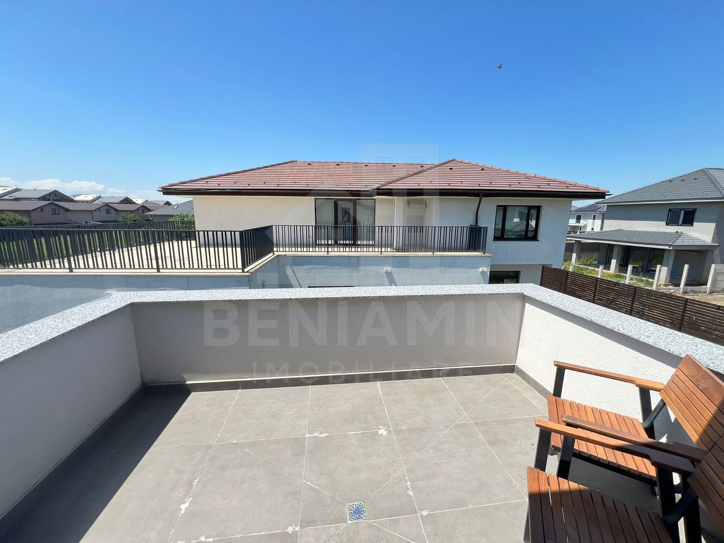 Casa-4-Camere-165mp-Utili-480mp-Garaj-Teren-Bartolomeu-Brasov - imaginea 19