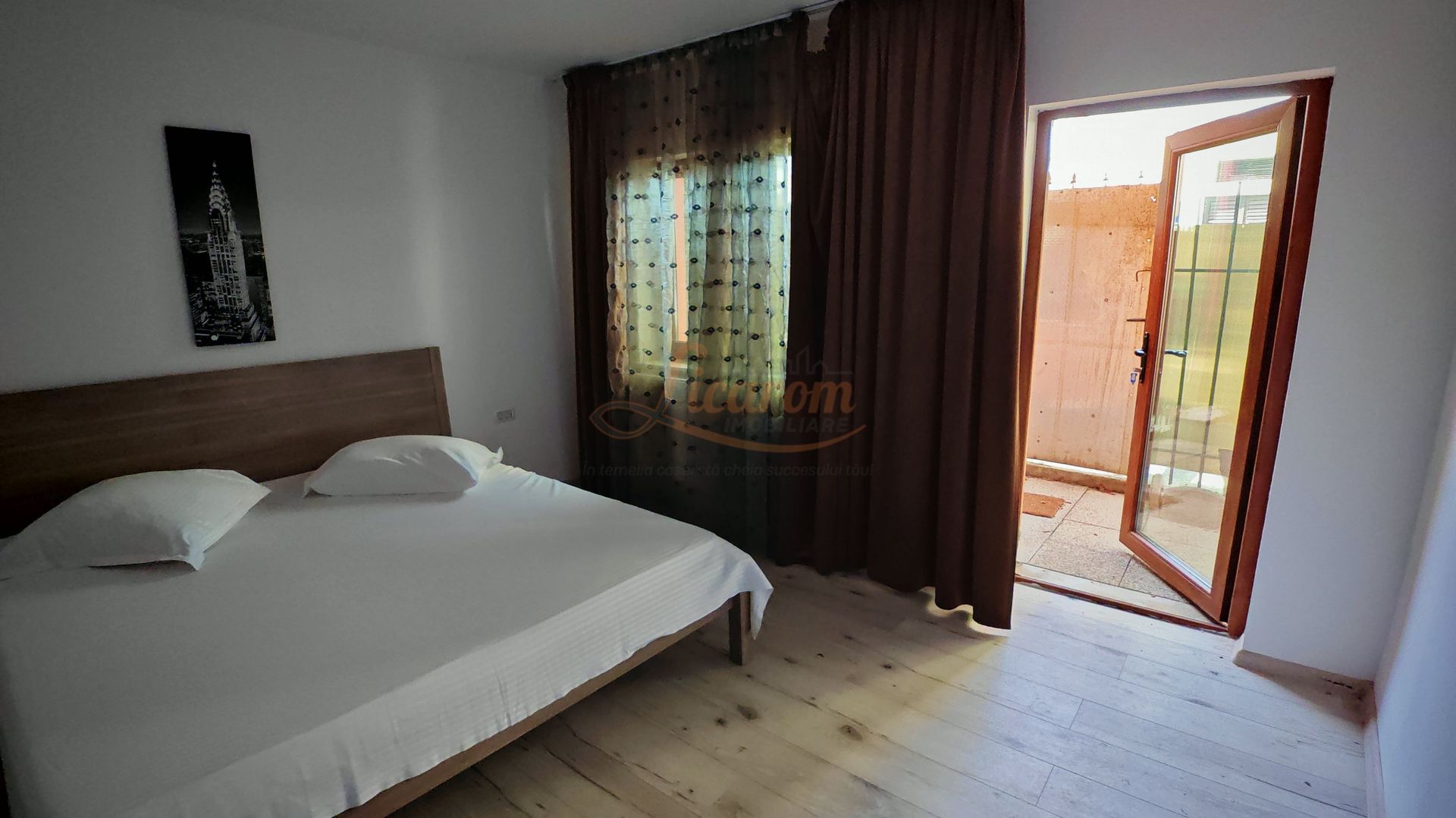Vila 10 camere,pretabil compartimentare in 2 unitati separate,ASTRA. - imaginea 2