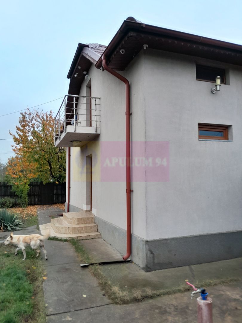 DE VANZARE CASA IN COM. BRANESTI (IF)