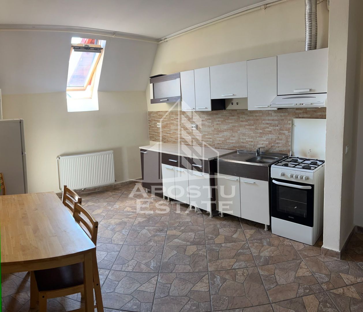 Apartament cu 1 camere de inchiriat centrala proprie, zona Steaua - imaginea 3