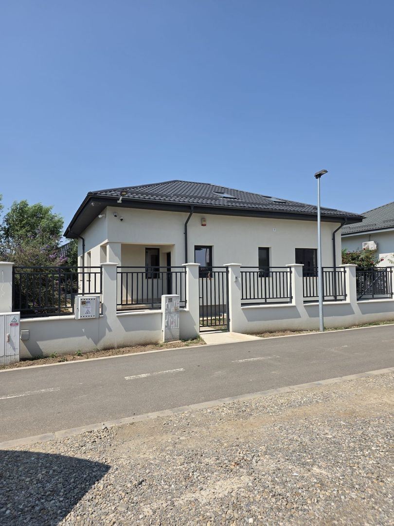 Vanzare casa Buftea - imaginea 10