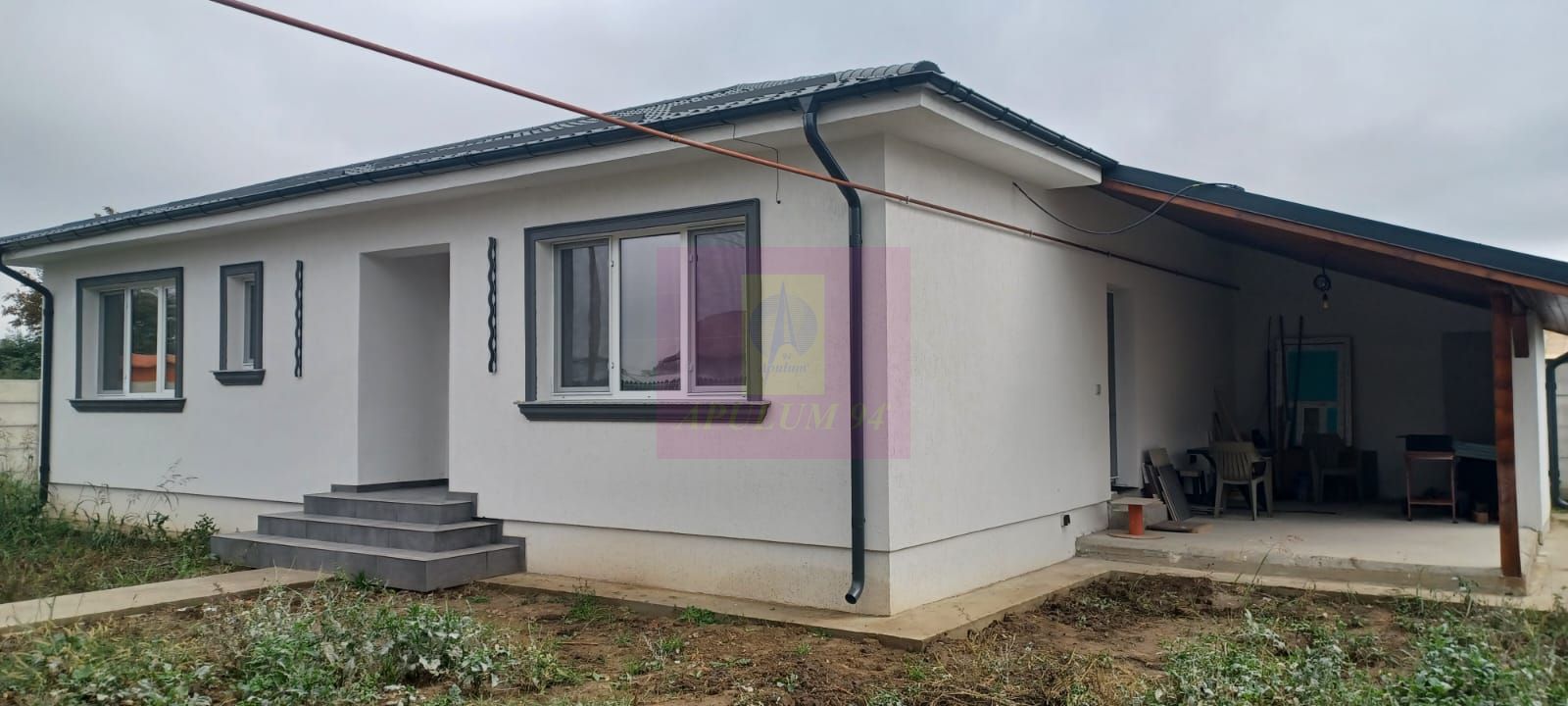 Sabareni, casa noua parter, 4 cam + dep., supraf. 143 mp, curte 452 mp - imaginea 2