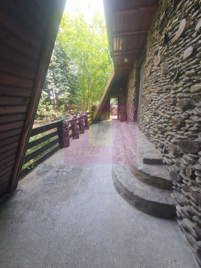 Vila de vanzare in Campina - Zona Lunca Mare