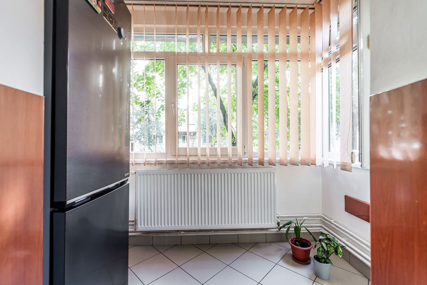Imagine 8 - Apartament 4 camere la parter, acces direct din stradă in Micalaca