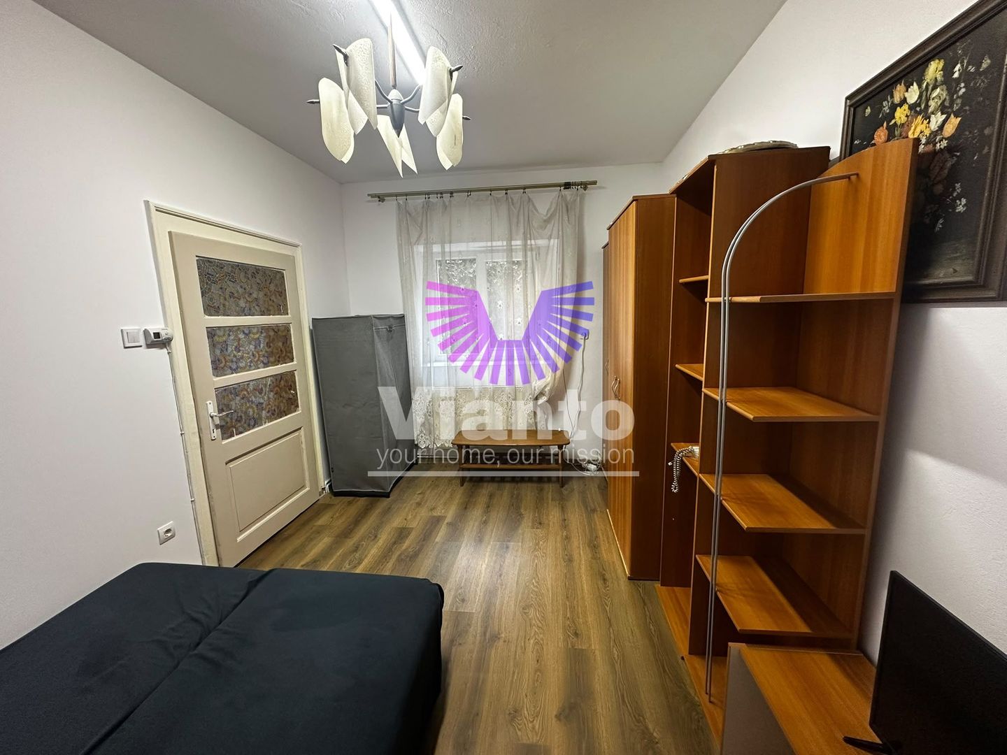 Garsoniera de închiriat aproape de podul Minciunilor
