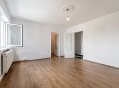 Apartament 2 camere Ultracentral, bvd Revolutiei, Arad - COMISION 0