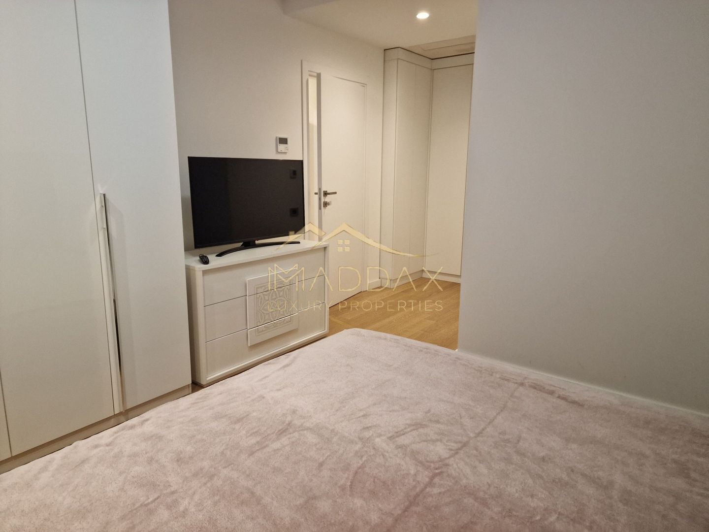 Apartament 3 camere // Promenada // Aviatiei - imaginea 5