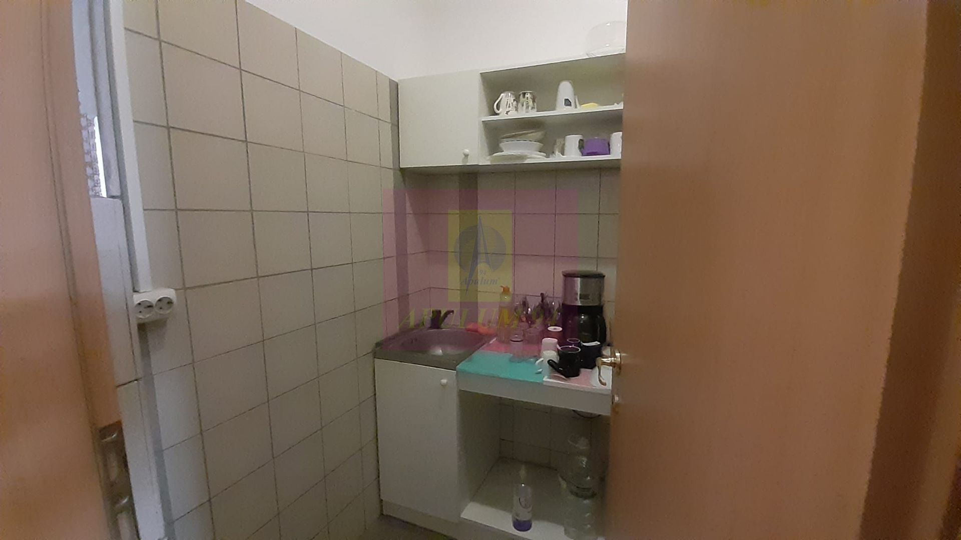 Showroom în Sudul Bucureștiului - imaginea 38