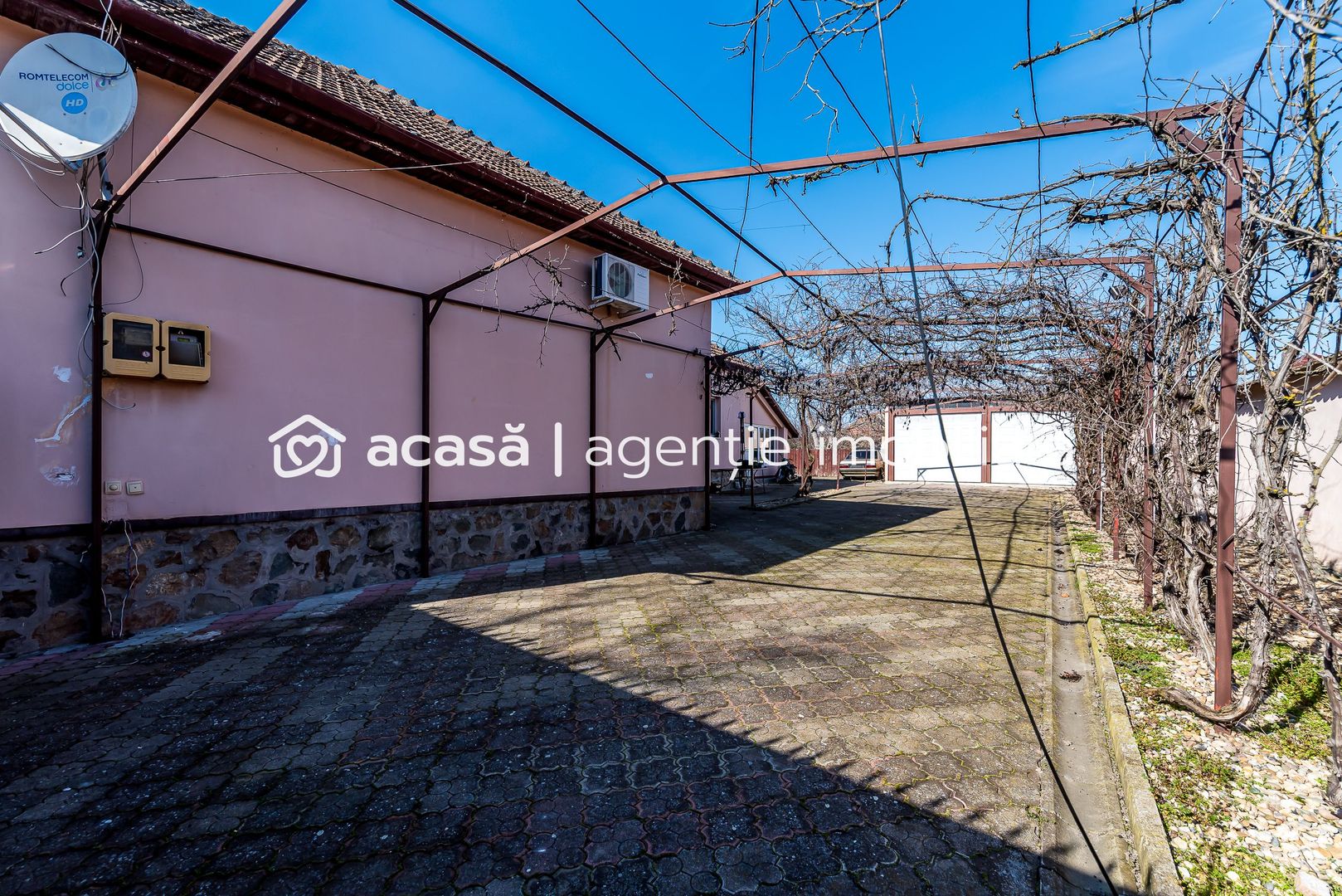 Imagine 4 - Casa ideală pentru familie: școală la 3 min. Zonă foarte liniștită.