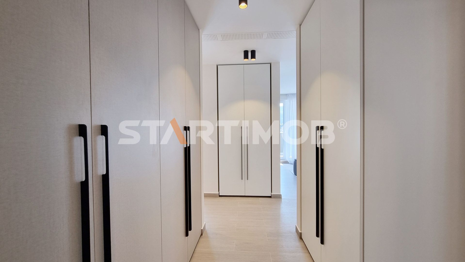 Apartament 3 camere  Urban Plaza cu parcare si boxa