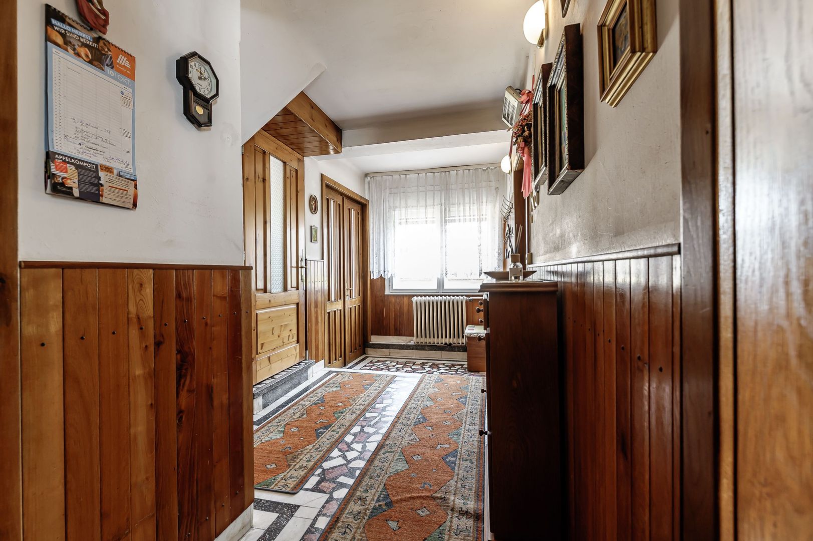 Imagine 5 - Casă din cărămidă cu 8 camere – zonă liniștită, LIPOVA