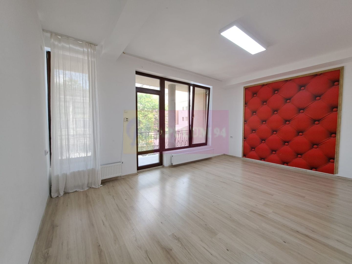 Vilă P+3, 12 camere, 300 mp – birouri/clinică/locuință, Timpuri Noi
