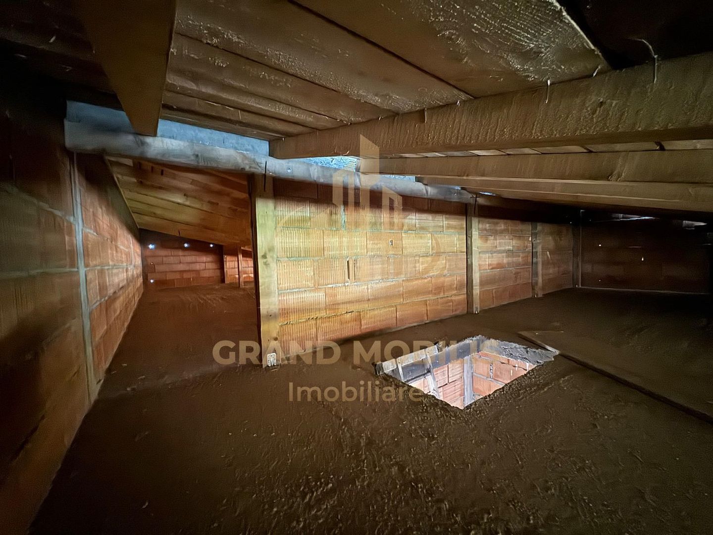Duplex Premium Moșnița Veche, 88 mp, teren 315 mp, terasa acoperita - imaginea 15