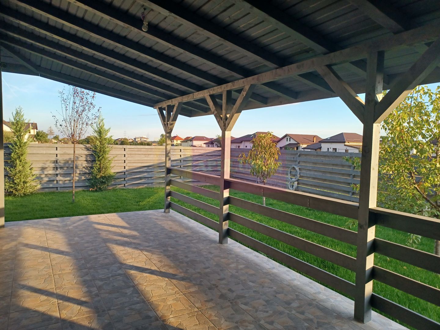 Casă nouă parter 162 mp, curte 504 mp, Săbăreni