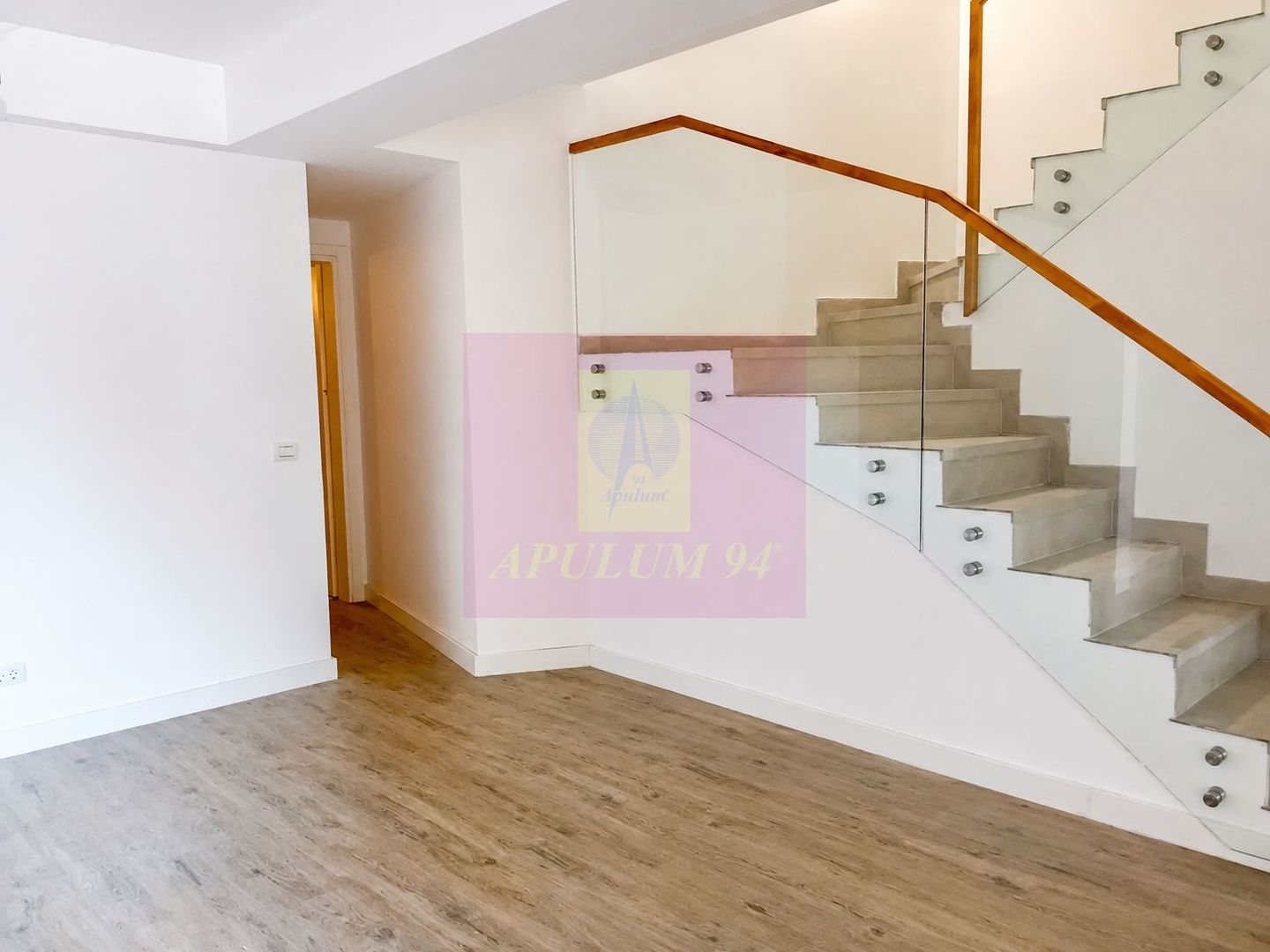 Apartament 4 camere, tip duplex, P+1 – Licurg