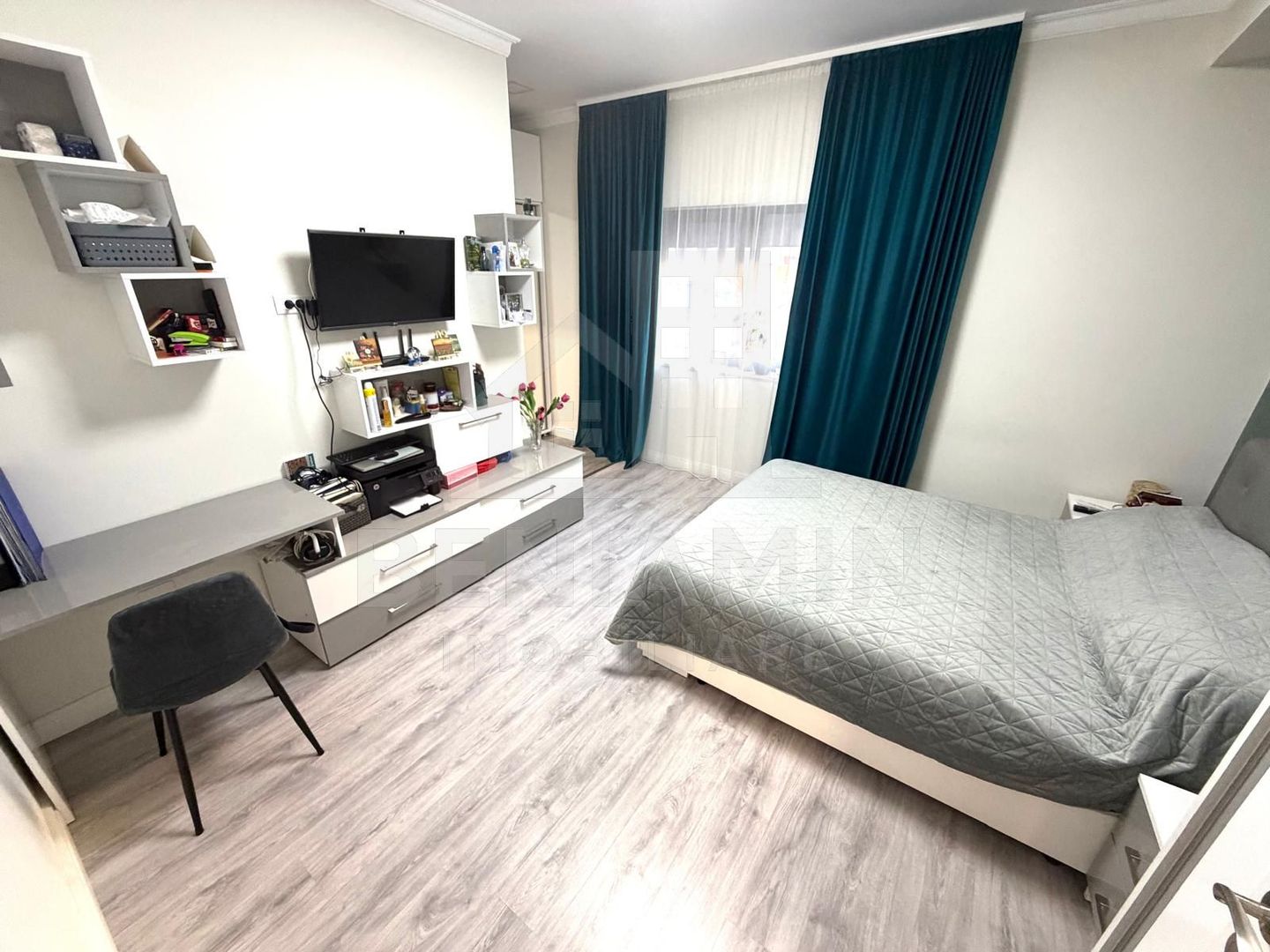 Apartament decomandat deosebit 3 camere 2 bai bloc 2020 cu parcare - imaginea 7