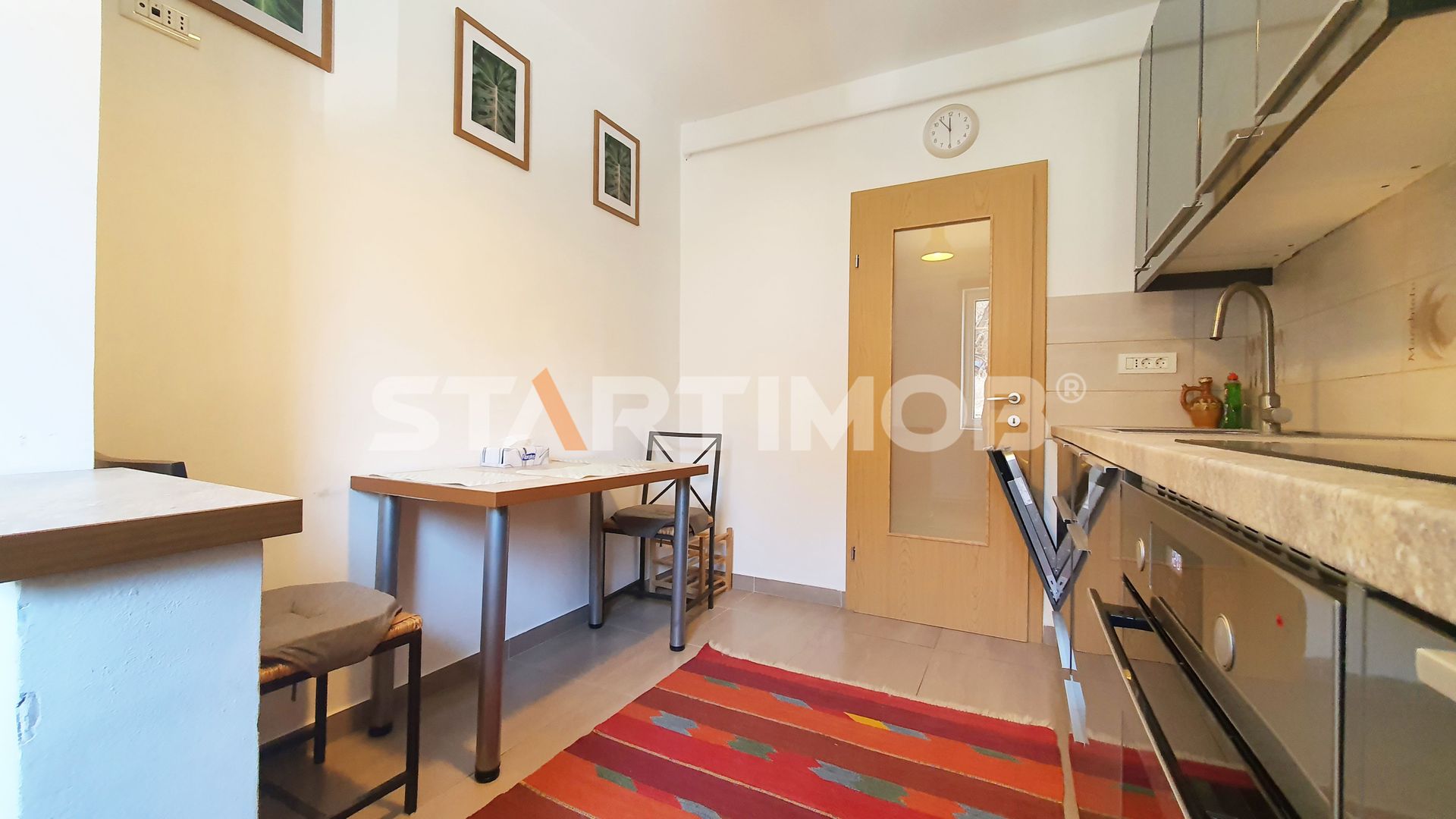 Apartament 3 camere cu parcare si boxa Central
