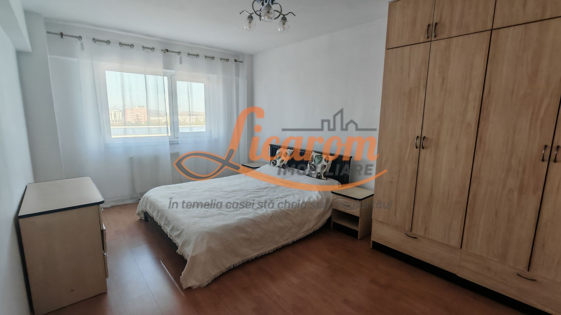 2 camere decomandat,BD Garii,etaj intermediar,pret pornire 103000 E - imaginea 7