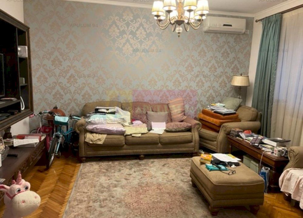 Vanzare vila Drumul Sarii.