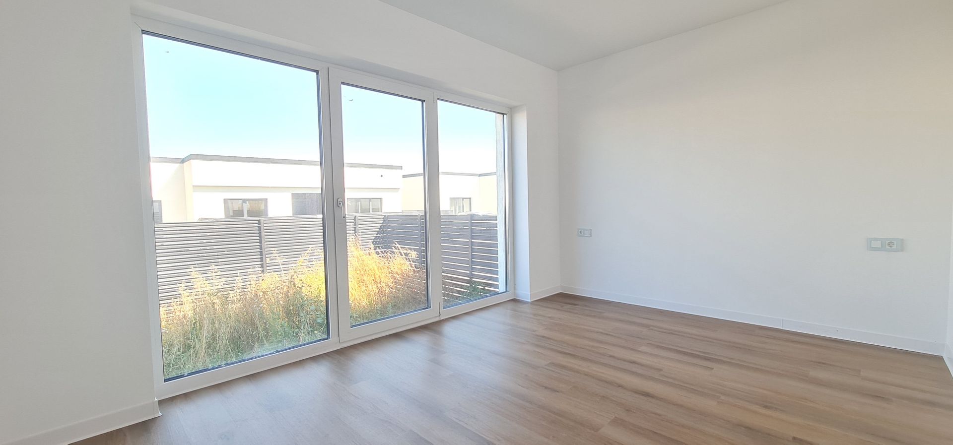 Casa individuala 4 camere finalizata intabulata Cartier Izvor Tarlungeni Brasov - imaginea 9