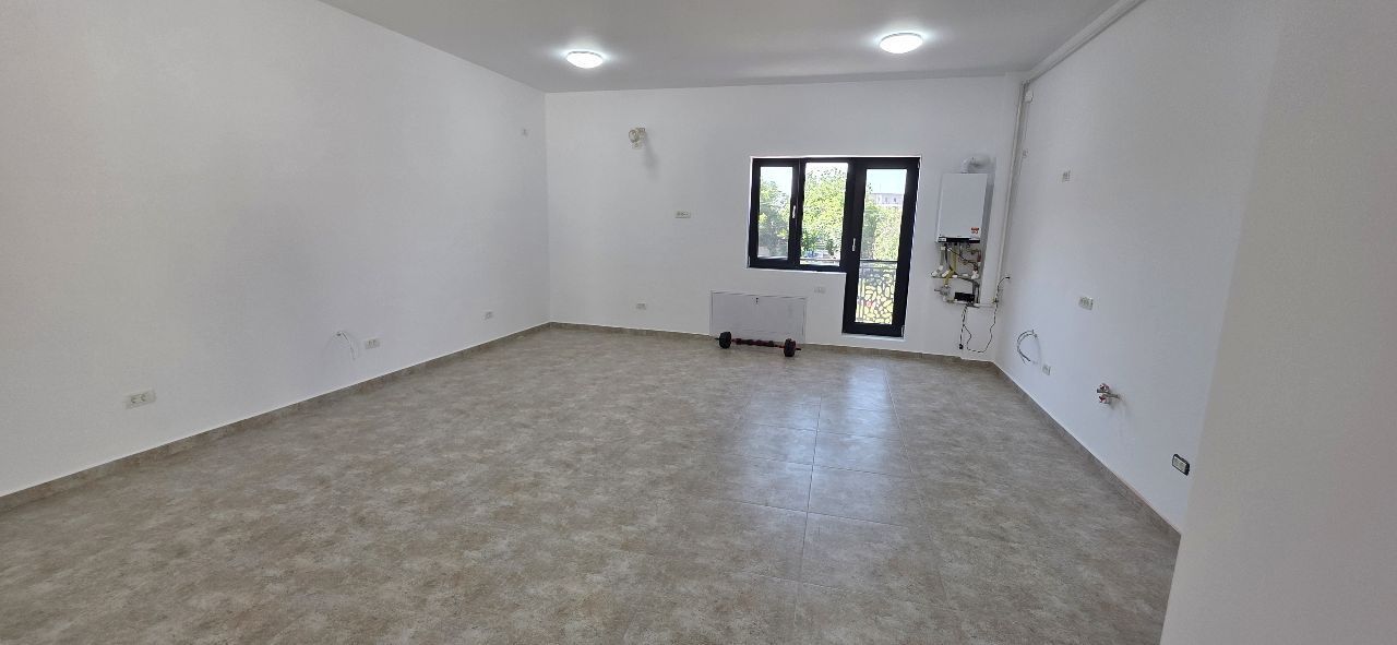 Salajan spatiu comercial 350 mp de inchiriat - imaginea 8
