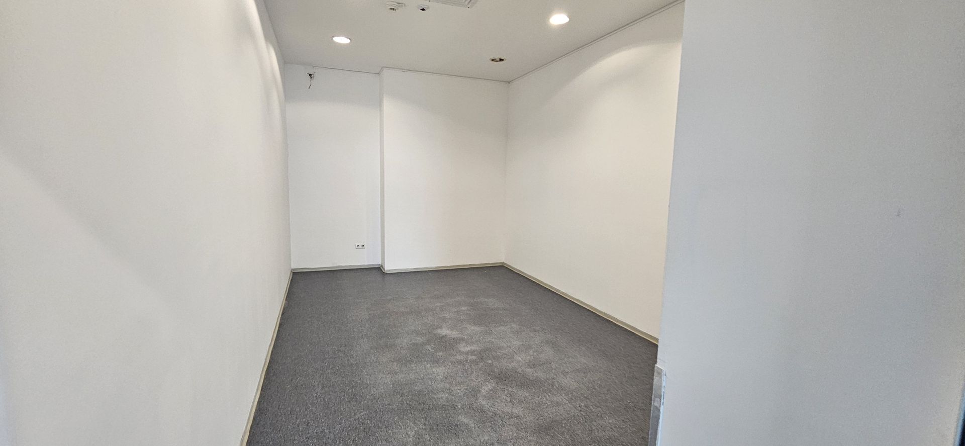 Pantelimon spatiu comercial 950 mp - imaginea 16