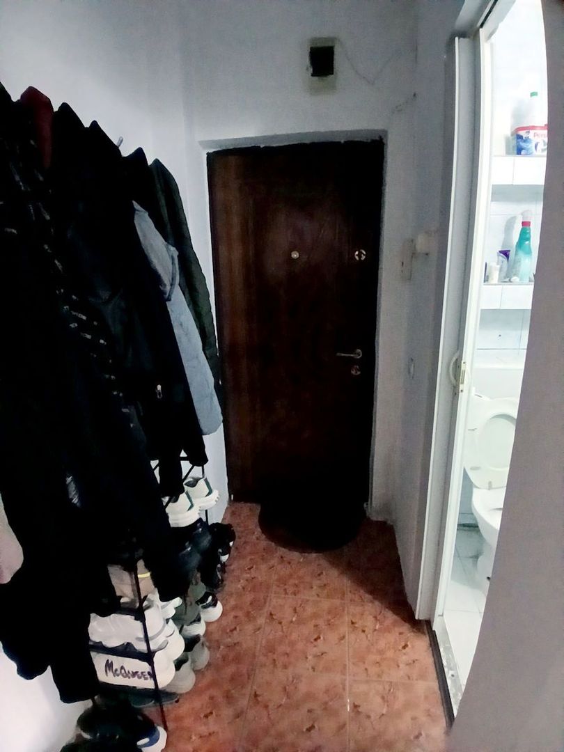 Apartament 2 camere Tecuci etaj 1 – zonă centrală - imaginea 7