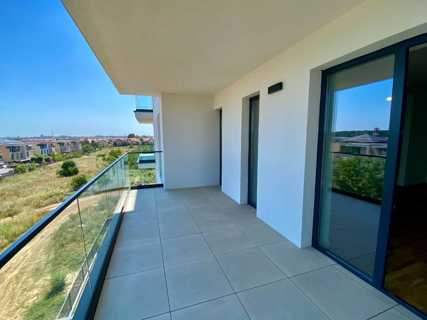Vand Apartament 3 camere cu terasa in imobil nou Pipera - imaginea 7