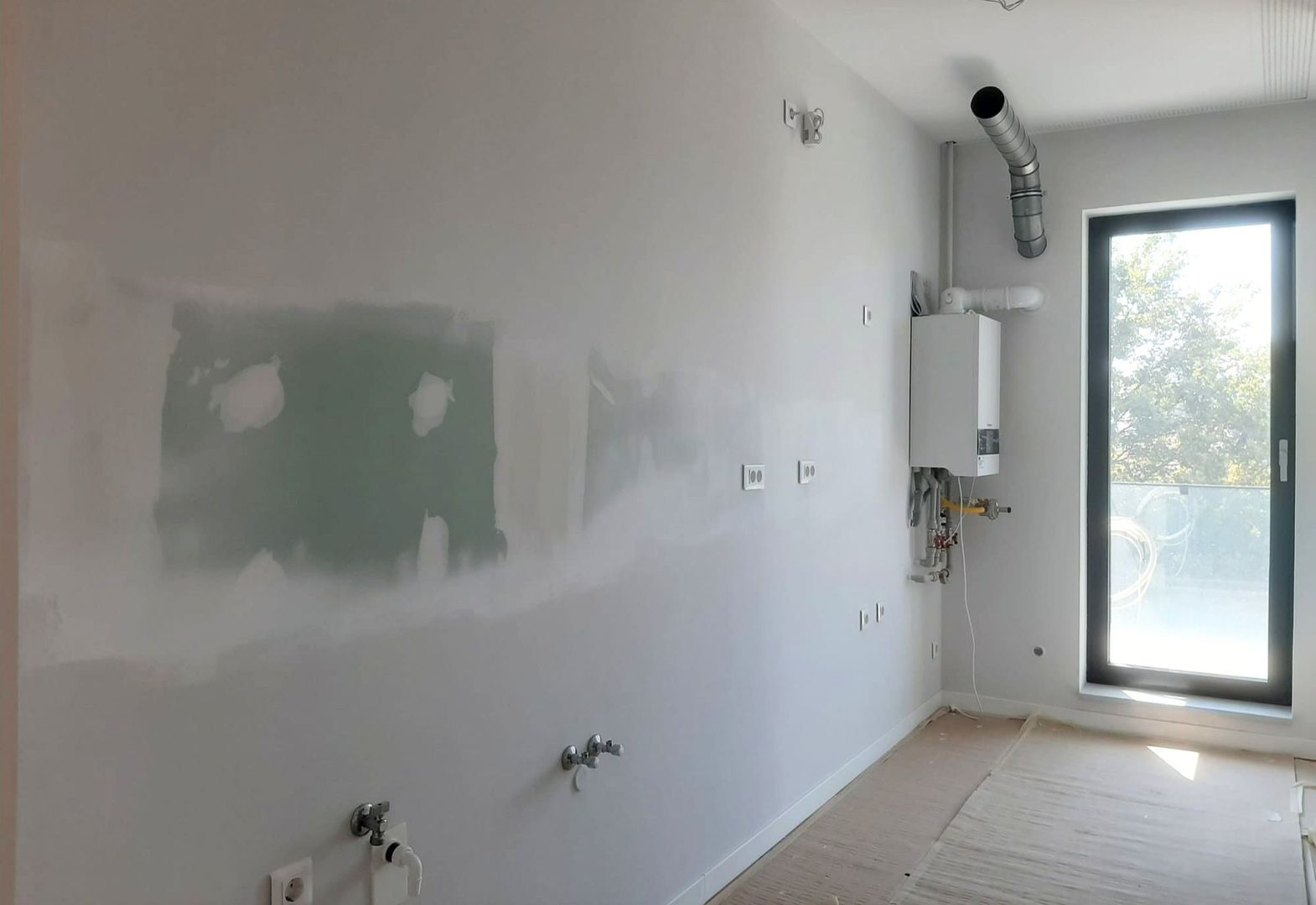 Vanzare Apartament modern cu 2 camere etaj 3 langa Petrom City - imaginea 15