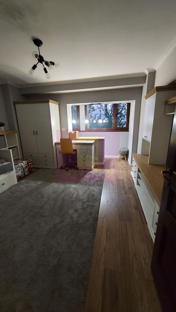 Vand apartament 3 camere Bd Libertatii - imaginea 13