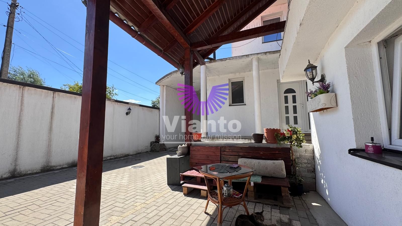 Casa Individuala de Inchiriat 5 Camere - Curte cu Zona de Barbeque-Gusterita
