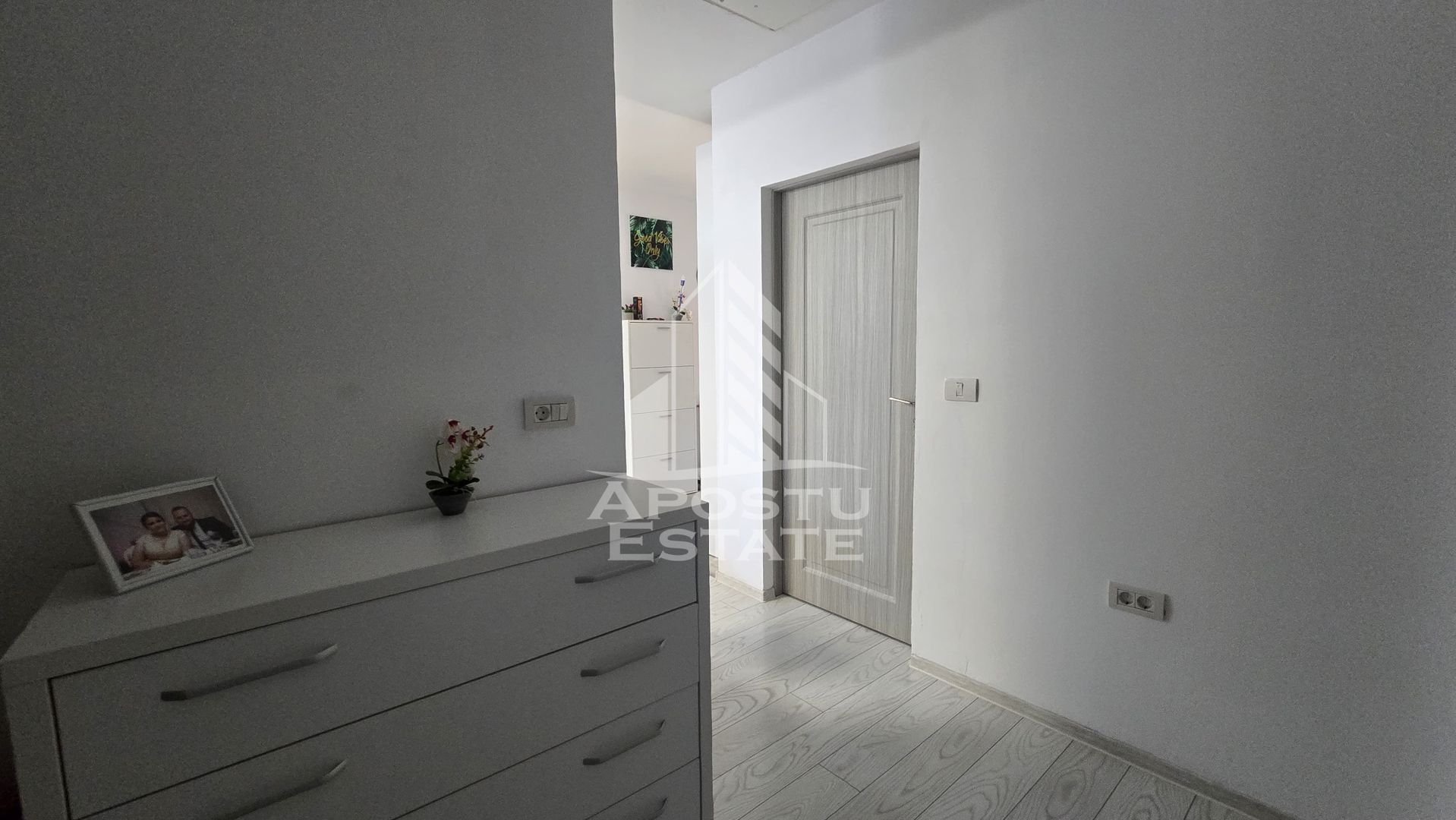 Casa individuala de vanzare cu 4 camere, 2 bai, terasa si foisor, Sag - imaginea 14