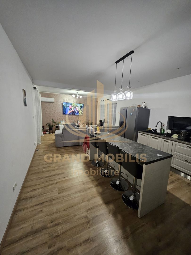 Duplex de vânzare | 160 mp utili + 50 mp terase | Garaj | Dumbravita - imaginea 4